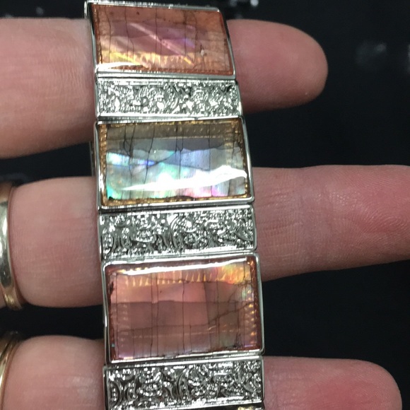 3/$30 Beautiful shell inlay bracelet pink/silver. - Picture 2 of 3